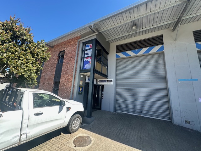 To Let commercial Property for Rent in Maitland Western Cape
